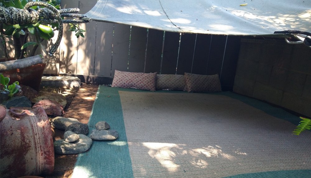 Cozy Tent -- read, quiet activities, chill, or nap